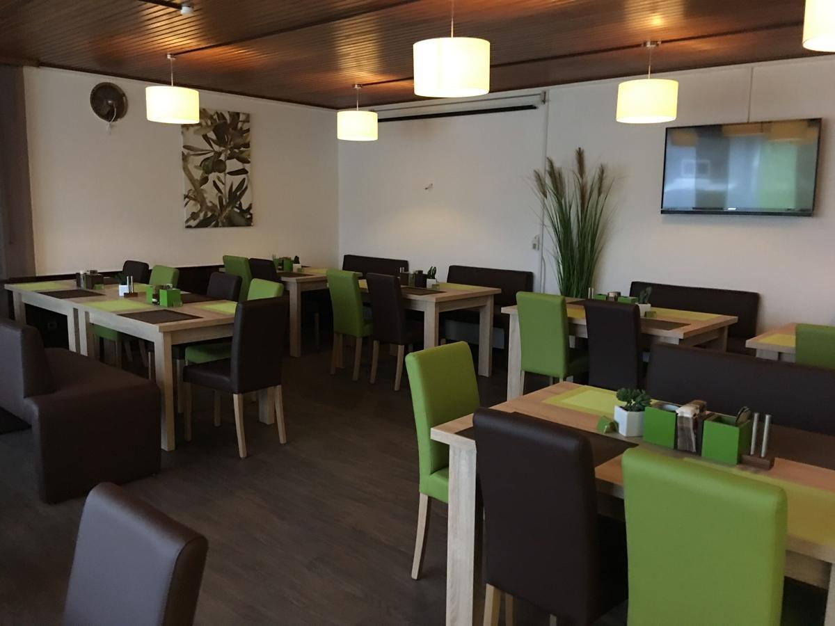 Hotel Am Bruennchen Oberbaar Ngoại thất bức ảnh